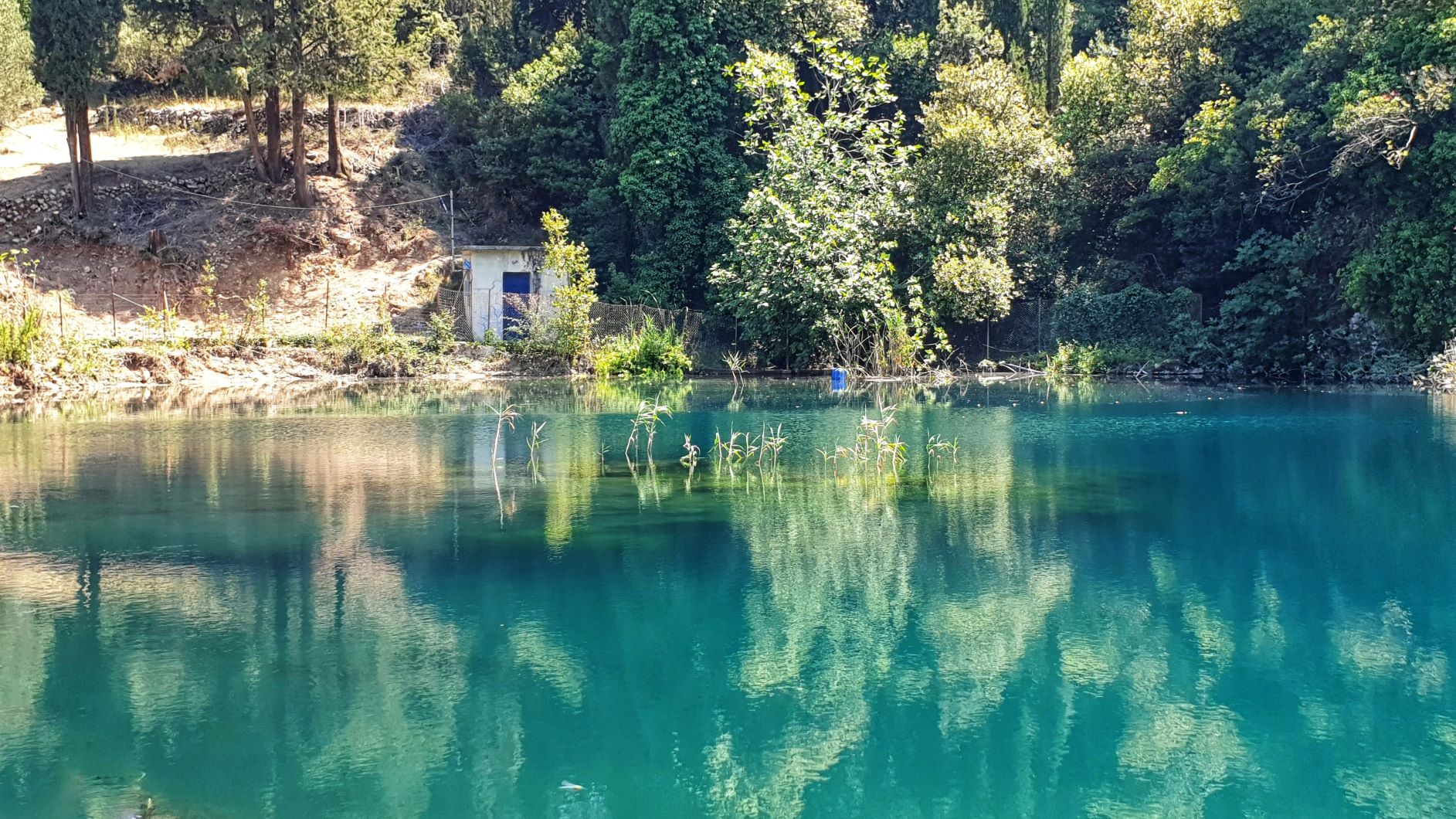 jezero avithos