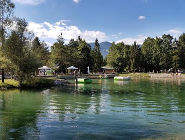 Jezero v kampu Menina | Vsa slovenska jezera | Moja jezera | Manca Korelc