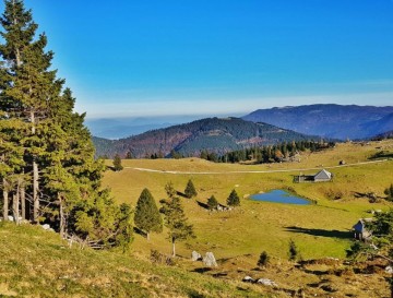 Lokve na Veliki planini | Vsa slovenska jezera | Moja jezera | Manca Korelc