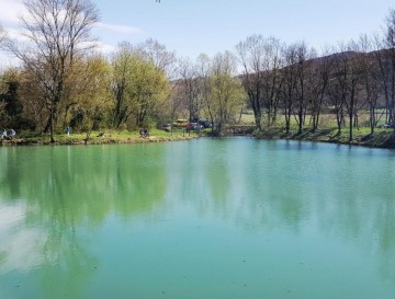 Dobravska Krnica | Moja jezera | Vsa slovenska jezera | Manca Korelc