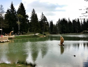 Bloško jezero | Moja jezera | Vsa slovenska jezera | Manca Korelc