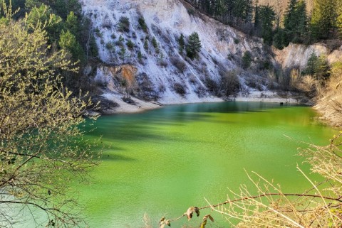 Male reberce dolenjska jezero slovenska jezera moja jezera manca korelc