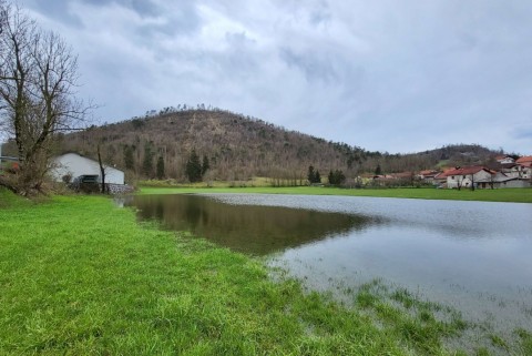 Radohovsko jezero pivska presihajoca jezera jezera slovenije slovenska jezera moja jezera manca korelc 5