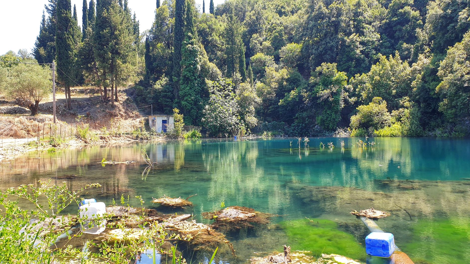 jezero avithos